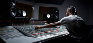 Sound Engineer School: How to Choose The Best Fit