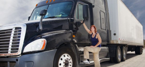 4 Ways Smartphones are Improving the Lives of Truckers