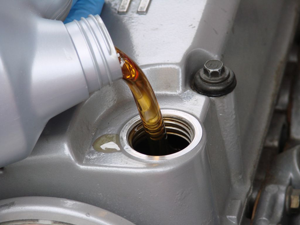 Types Of Engine Lubricants