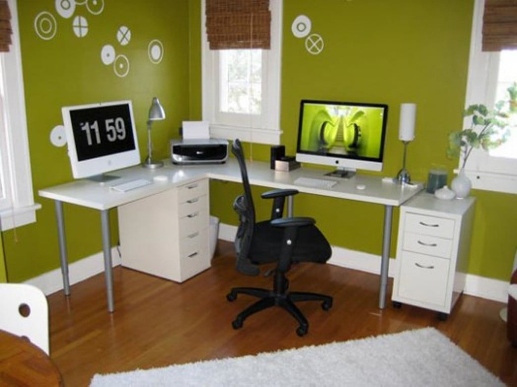 How to Decorate a Home Office on a Budget