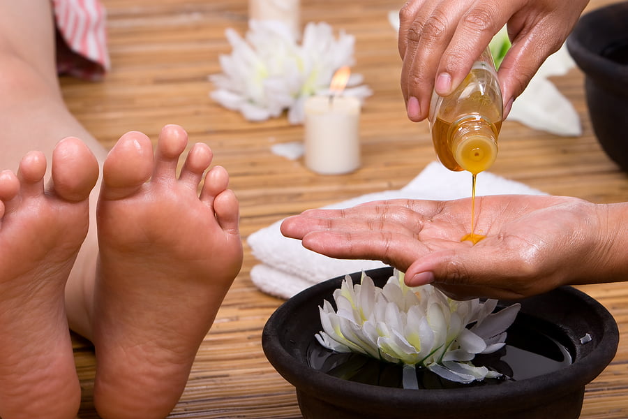 The Benefits of Foot Massage to Elderly People