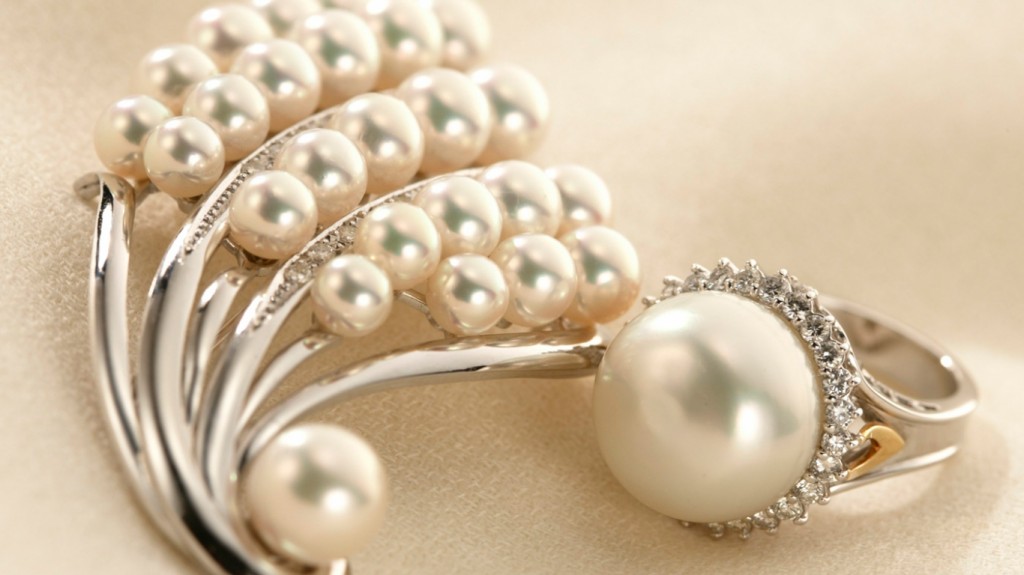Creativity Has no Limits with Pearl Jewellery