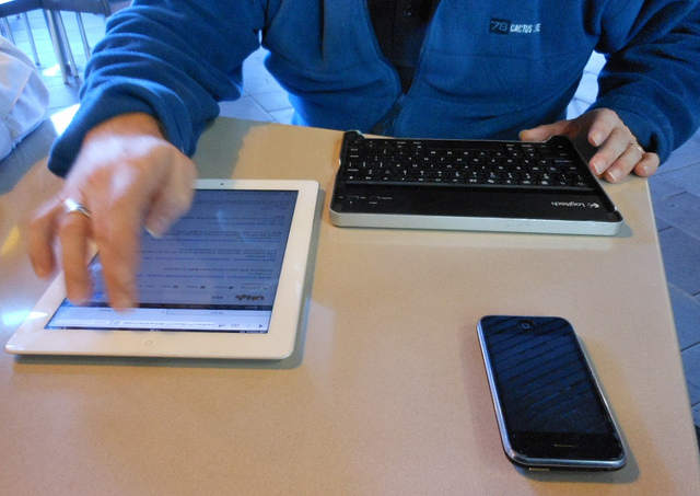Should You Consider a BYOD Policy For Your Business?