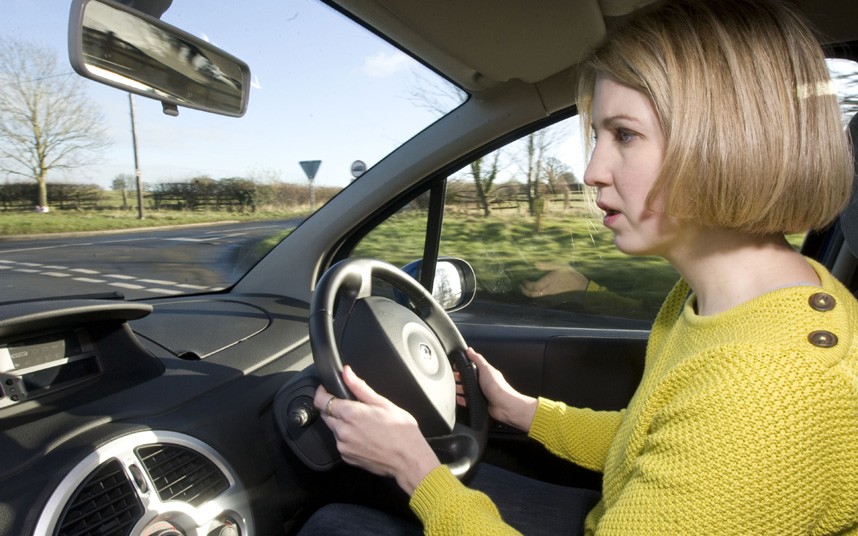 Overcome Your Driving Phobia - How to Avoid Getting Into a Car Accident