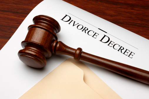 What Can Women Do to Protect Themselves During a Divorce?