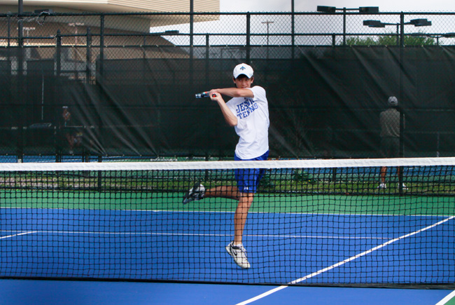 How Do Junior Tennis Tournaments Work?