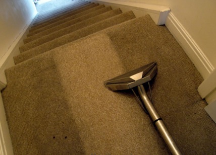 Different Methods of Cleaning a Carpet