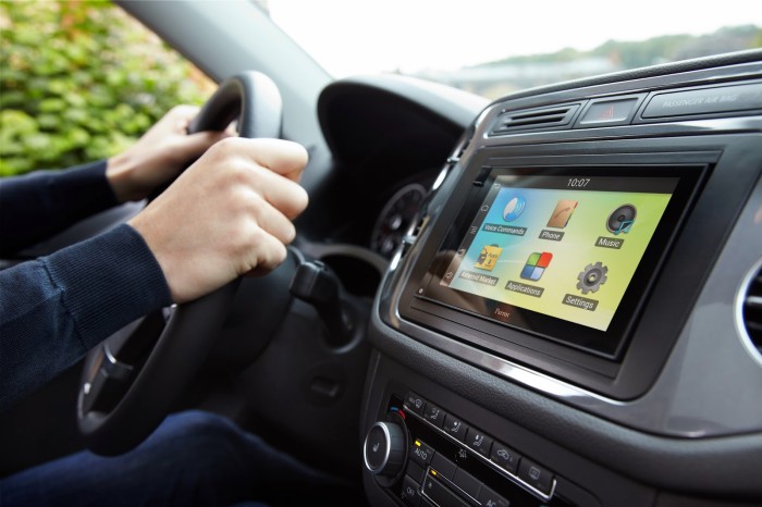 Android Auto: A New Era of Automobile and Android Coming Together