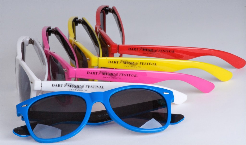 Beautifully Designed Sunglasses with Perfect Shape for This Summer
