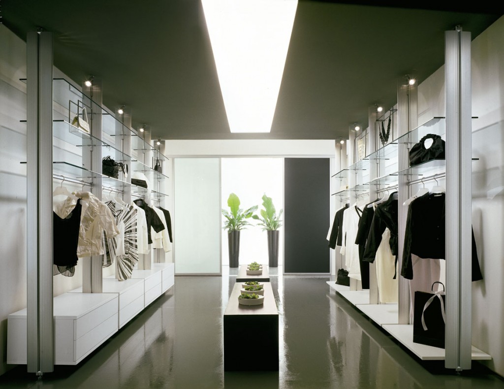 Shop Fitting – A Good Method of Enticing the Customers