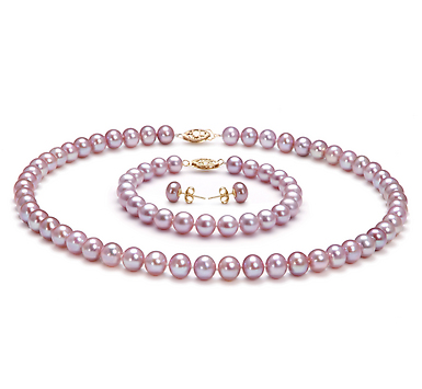 How to Choose Pearl Jewelry for Your Daughter
