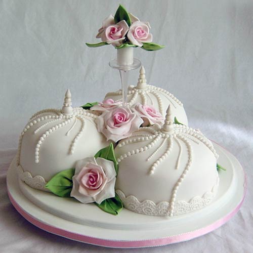 Choosing Modern Wedding Cakes