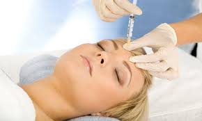 What are the Advantages and Disadvantages of Cosmetic Surgery?