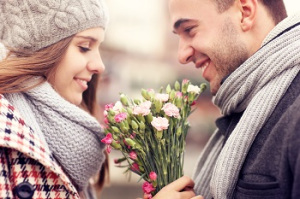 Should Men Bring Flowers on the First Date?