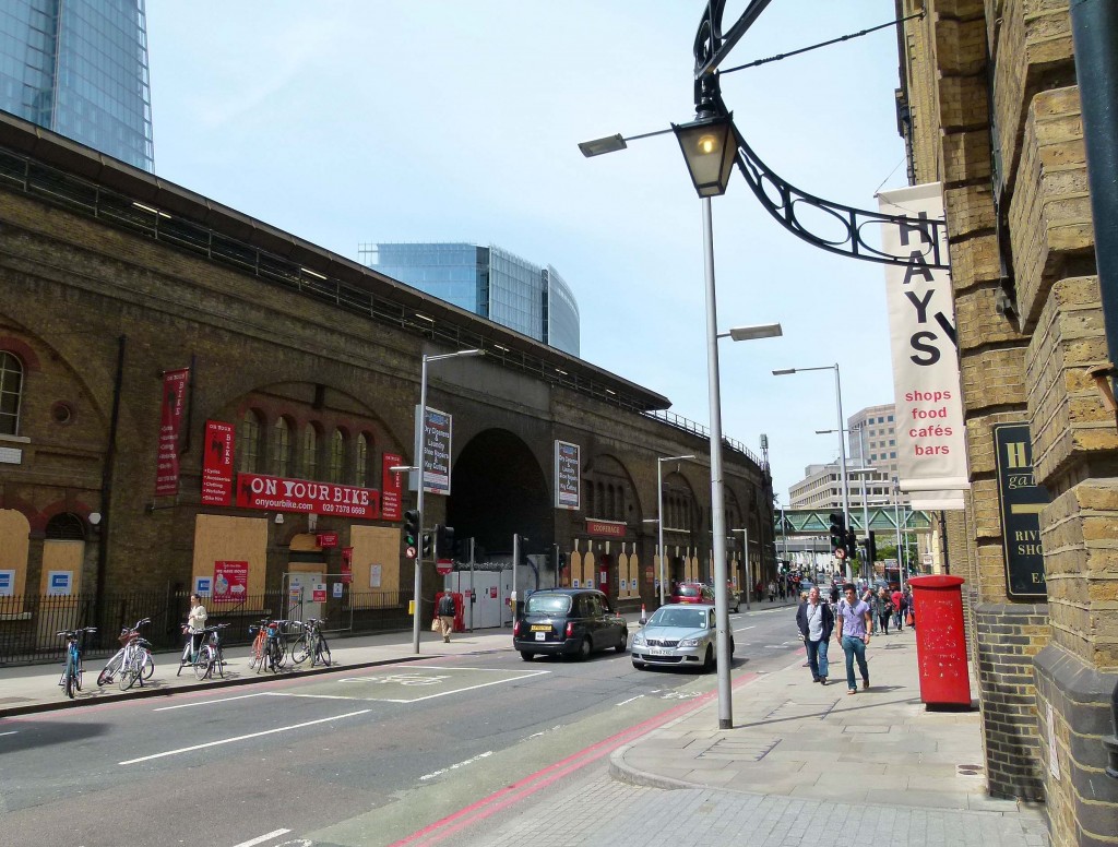 Features of Tooley Street