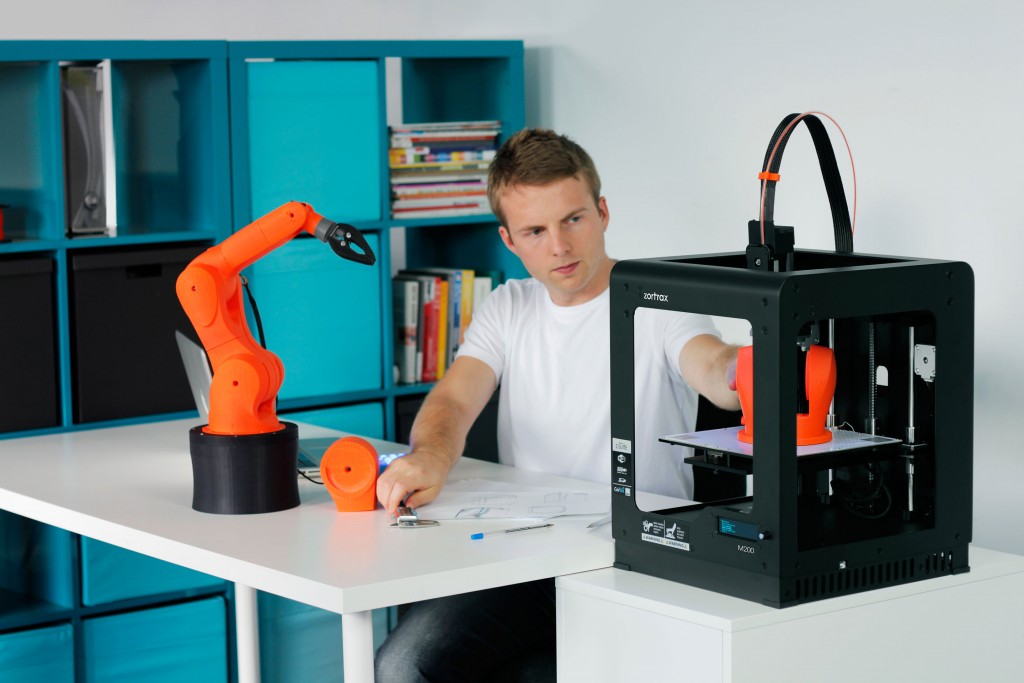 4 Easy Ways to Make Money with 3D Printing