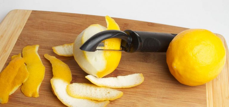 10 Lesser-known Uses of Lemon Peel