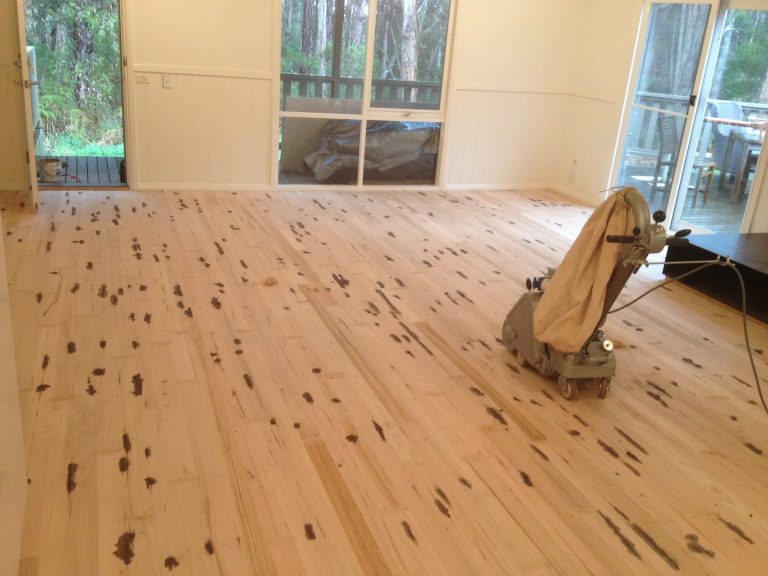 List of 5 Interesting Facts on the Wood Floor Sanding Process