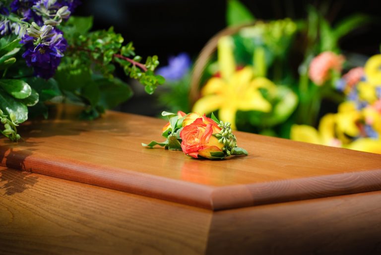 4 Reasons Why You Need a Funeral Equipment Supplier