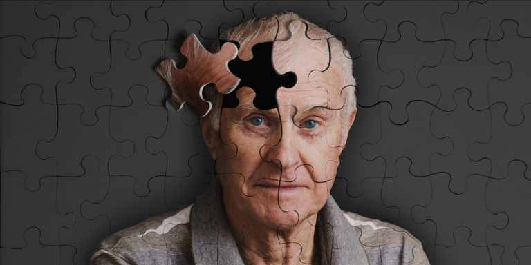 How to help a person suffering from Alzheimer
