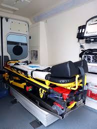 How to Operate an Ambulance Stretcher in The Best Possible Way