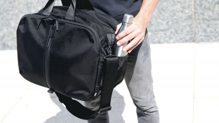 Seven Gym Bag Essentials You Should Not Be Without!
