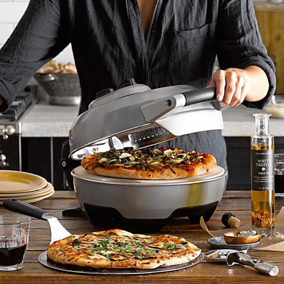 Six Reasons why Pizza Maker Is a Great Gift