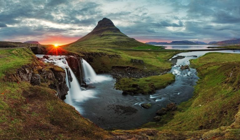 Must-See Sights in Iceland for Thrill-Seekers & Sightseers