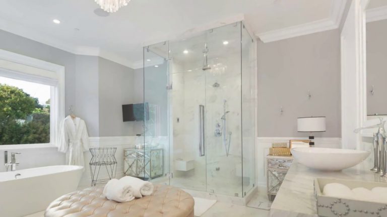 6 Must Haves For A Luxury Bathroom