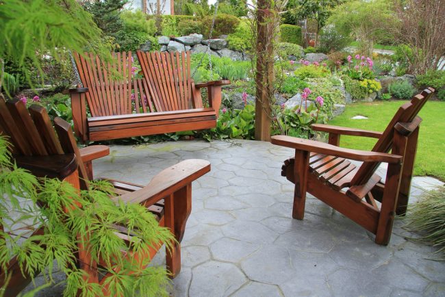 Tips on Protecting Your Wood Patio Furniture