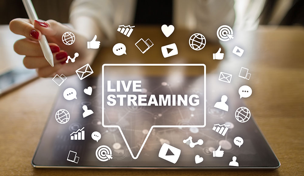 Earn her living. Live streaming. Live Video streaming. Marketing Live Stream.