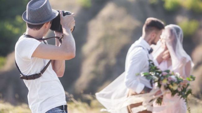 How To Become A Good Wedding Photographer