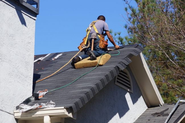 Tips for Roof Replacement Before Winter in Oakland County Michigan
