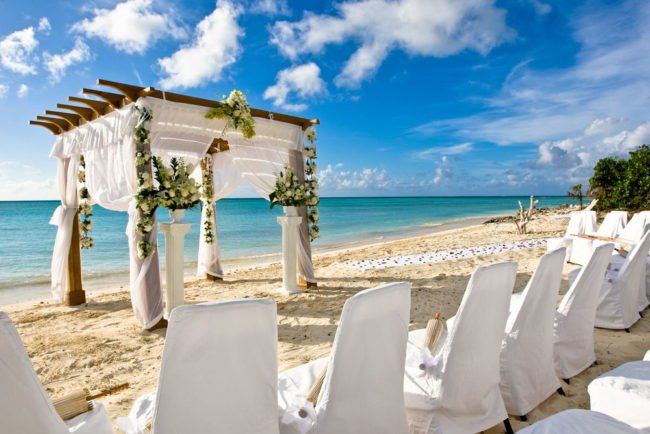 5 Reasons to Have Your Destination Wedding at the Caribbean