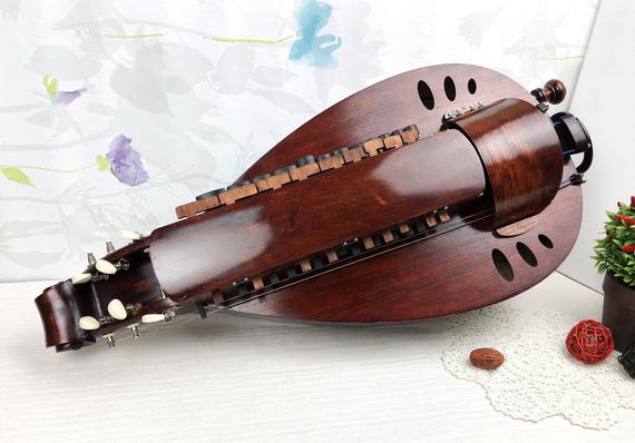 Hurdy-Gurdy: an exquisite blend of history and elegance