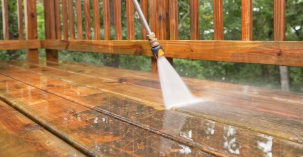 5 Reasons You Need Pressure Washing Services