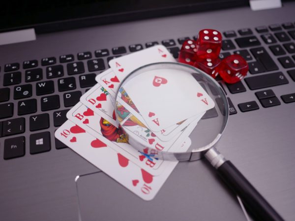 Learn Why the Popularity of Online Casino is On the Rise