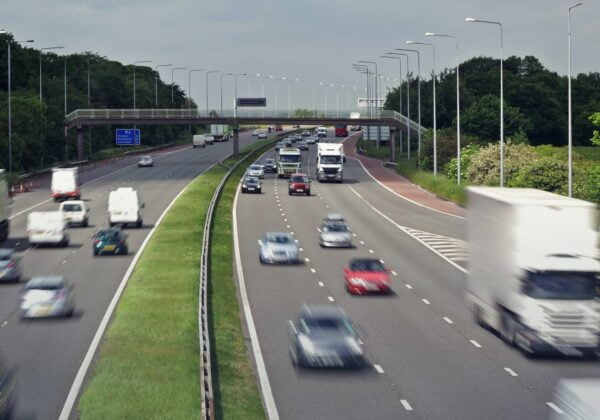 Top 4 Tips To Drive Safely on Motorways
