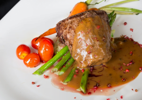 Top 5 Sauces for the Perfect Beef Steak
