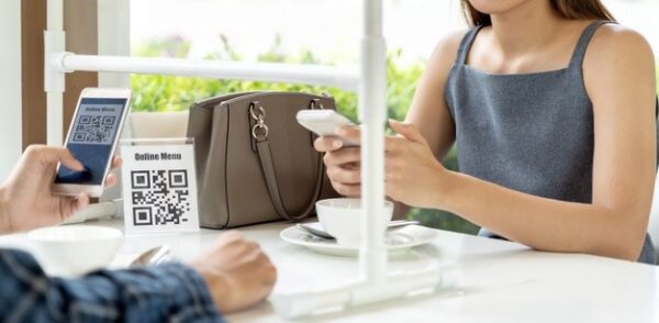 How the use of QR codes help Restaurants and Bars Strengthen their COVID-19 Prevention Protocols for Customers and Staff?