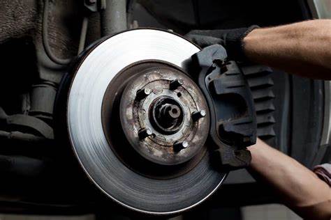 5 Signs your car needs new brake pads