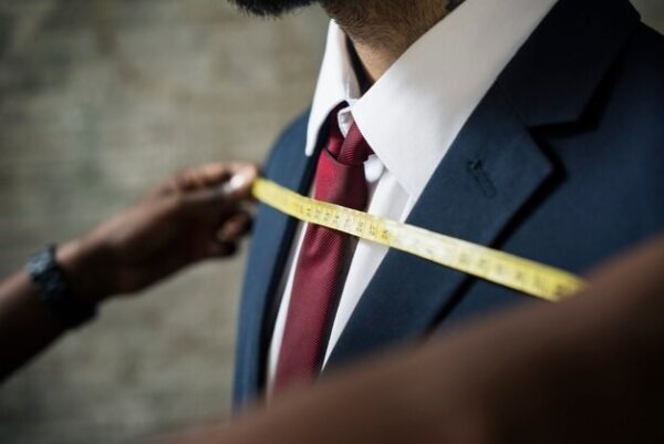 The Art of Tailoring – Finding the Perfect Tailor in Arlington Heights